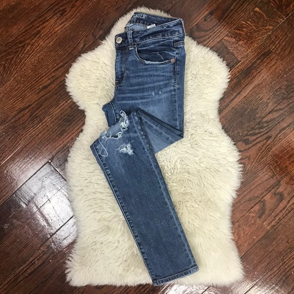 American Eagle Outfitters Denim - American Eagle Distressed Skinny Jeans Sequin Sz 2